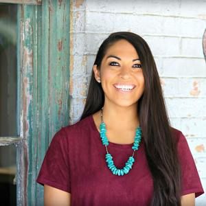 Meet your Posher, Jenelle